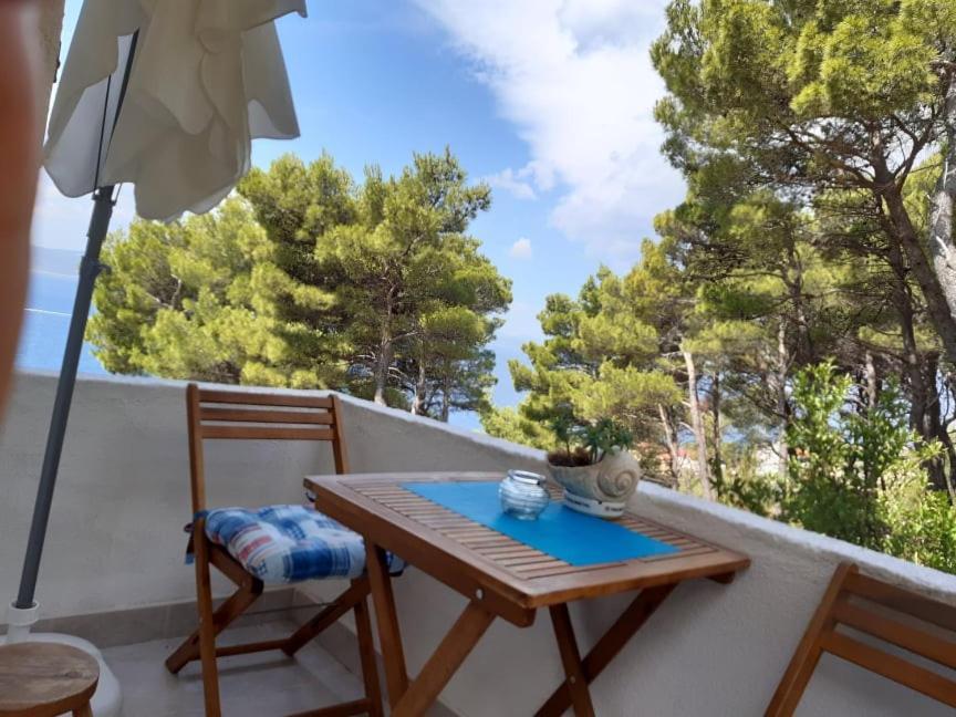 Peace And Quiet Apartment In Brela, Croatia Exterior photo